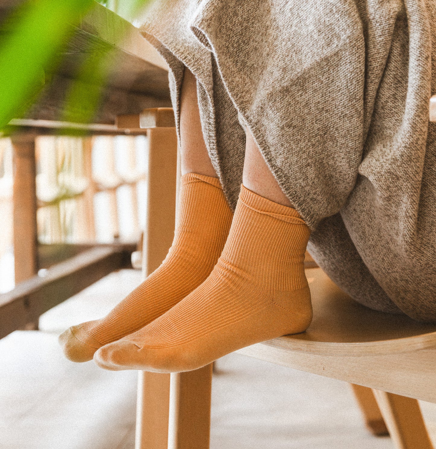 Classic Rib Socks in Almond