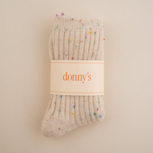 Slouch Rib Socks in Speckle Cream